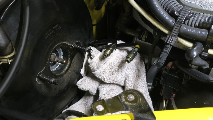 z32 bnr34(gt-r)ブレーキマスターシリンダーの交換