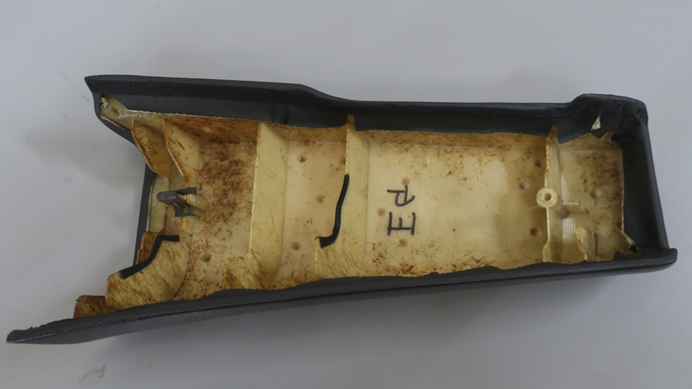 z32運転席ドア内張りの取外し