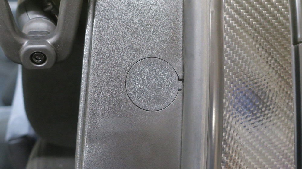 z32助手席ドア内張りの取外し